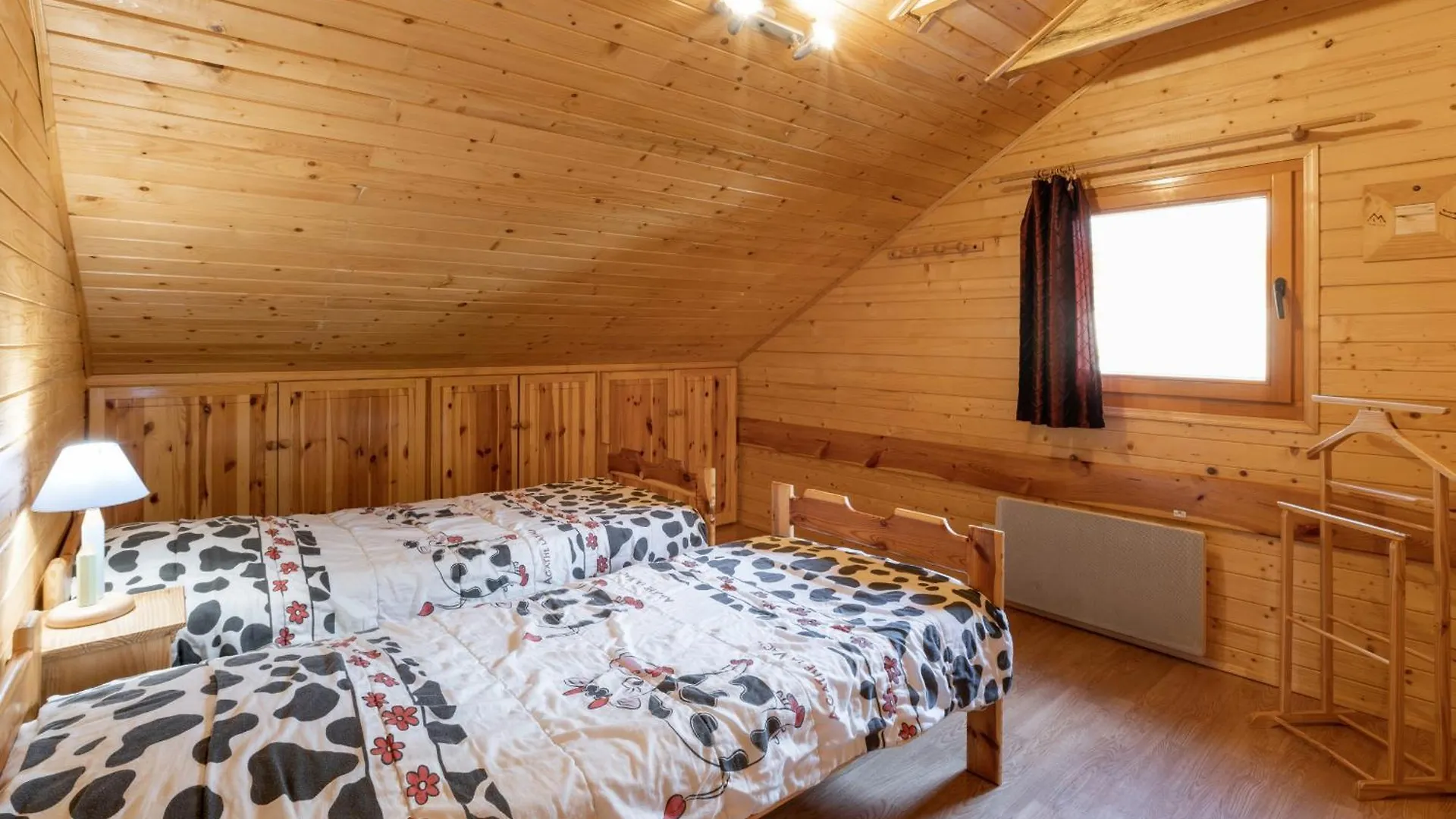 A 400M Des Pistes, Confortable Chalet Pour 10 Le Devoluy